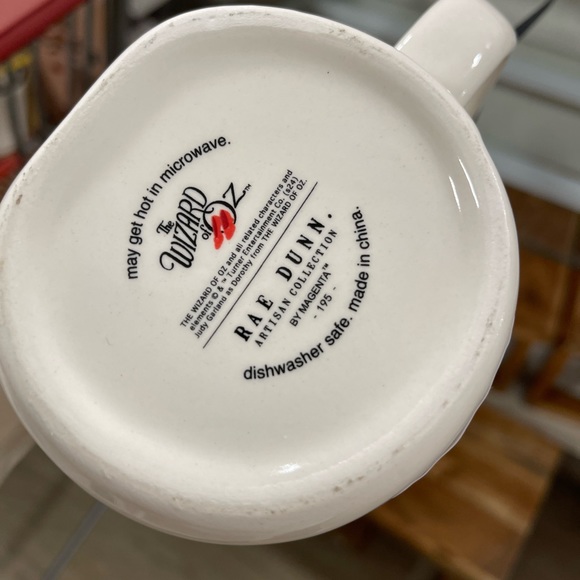 RAE DUNN Wizard of Oz Follow the Yellow Brick Road Dorothy & Glinda Mug NWT - Picture 3 of 3